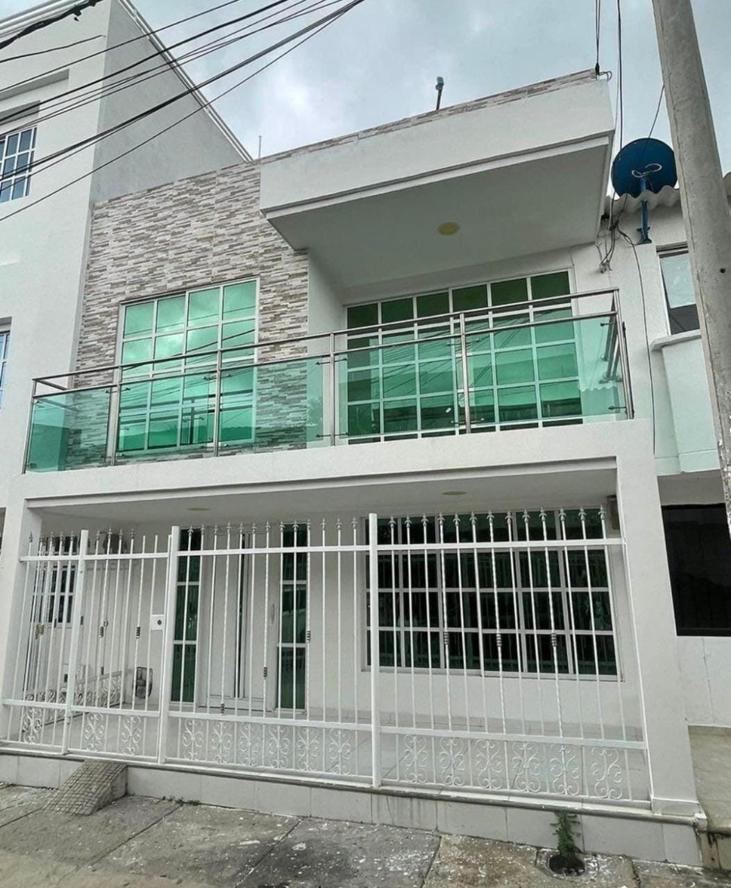VENDO HERMOSA CASA EN URBANIZACIÓN VILLAS DE LA CANDELARIA 